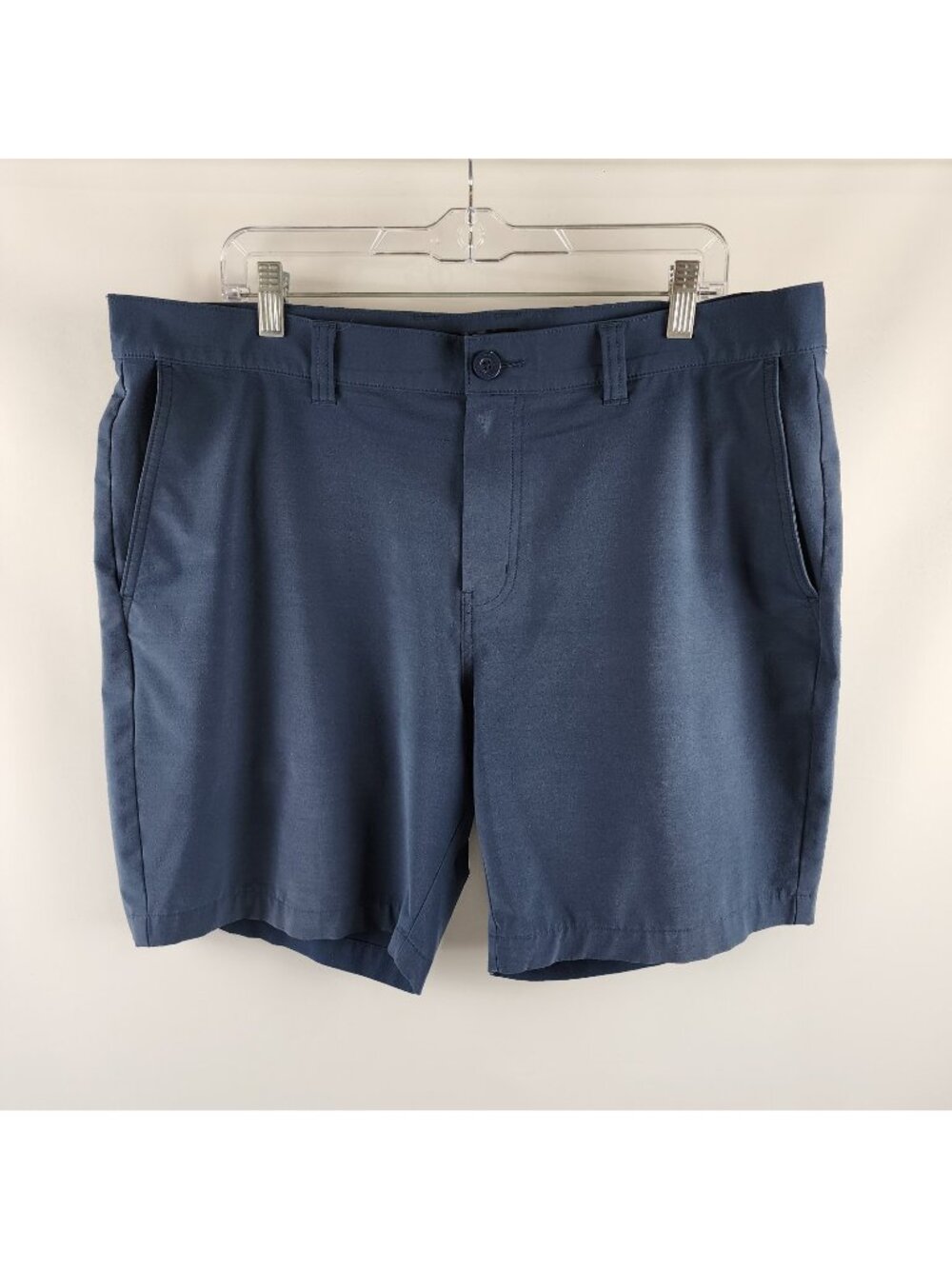 Travis Mathew Shorts Mens 38x7 Blue Golf Performance Short